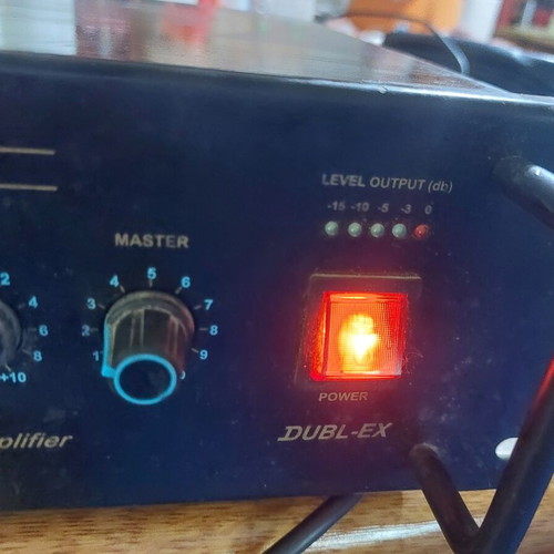 Μικροφωνικός ενισχυτής D 140W Dubl ex μεταχειρισμένος, λειτουργικός