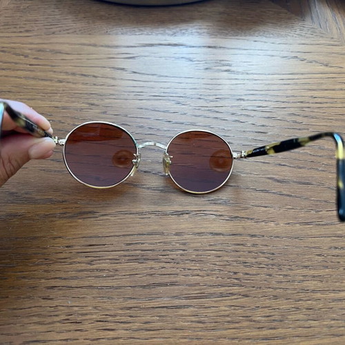 Vintage round sunglasses used with metal frame