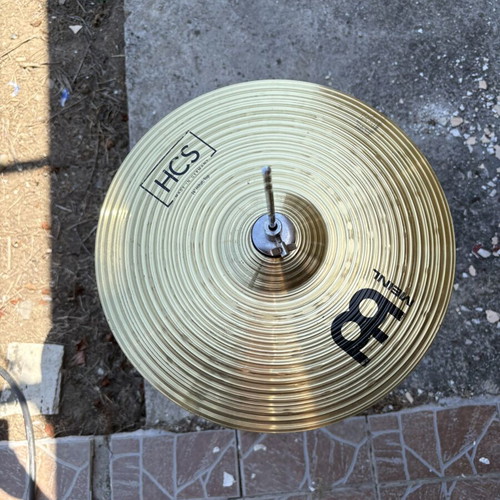 Millennium Acoustic Drum Set used, complete with cymbals and hardware