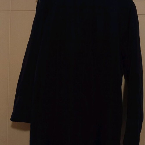 Women's black jacket like new with zipper repair needed