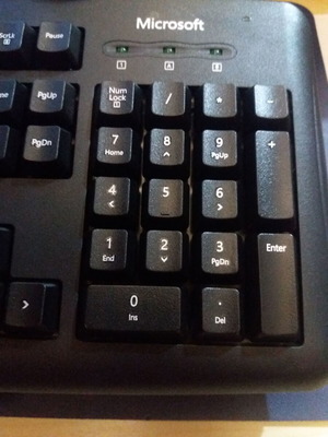 Πληκτρολόγιο Microsoft 200 QWERTY σαν καινούργιο