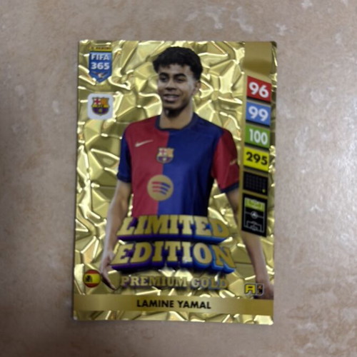 Premium Gold 2025 FIFA 365 like new