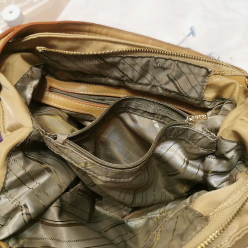 US Polo Assn. shoulder bag like new, beige with many pockets