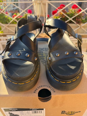 Dr. Martens Imojeen sandals used, black, size EU 38, missing strap