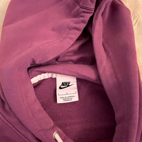 Nike hoodie purple size L like new