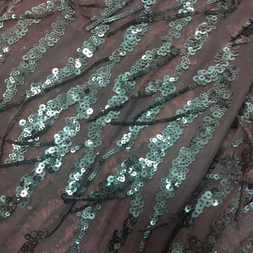 Sonhar emerald green formal dress with sequins and halter neck