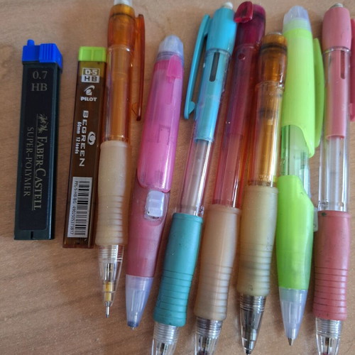 Pencils used mechanical Pilot 0.5 and 0.7 and classic Faber Castel and Eberhard Faber