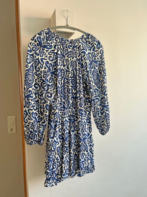 Zara mini summer dress like new in blue and white print