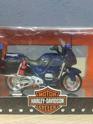 Maisto BMW R1100 RT-P Carabinieri motorcycle model scale 1/18