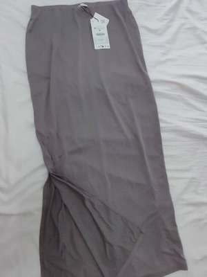 Zara skirt new, medium, beige gray with side slit