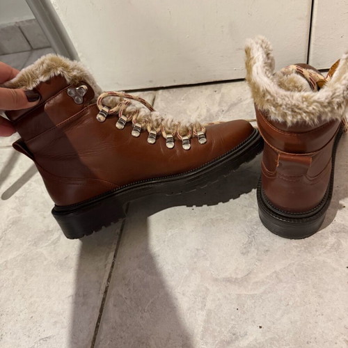 Zara winter brown fur ankle boots like new, size 37