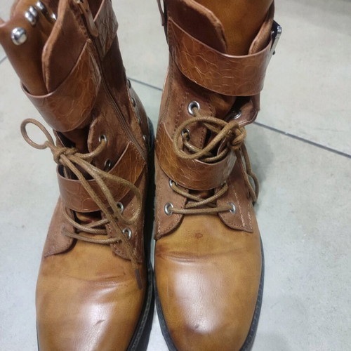 Erynn women's biker boots tanned size 38 like new, croco print