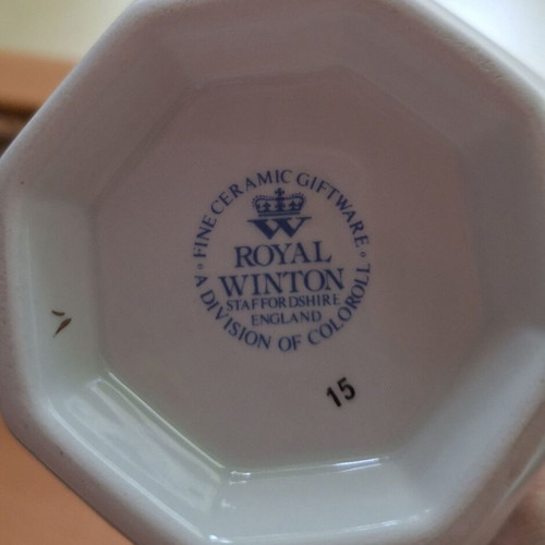 Πορσελάνινο σετ Royal Winton από την Αγγλία, σαν καινούργιο