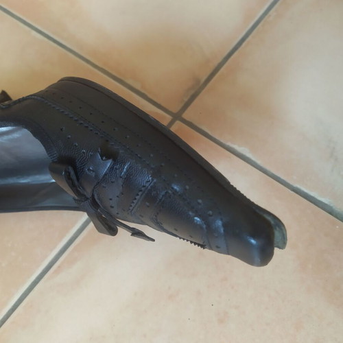 Logan black pumps size 39 used with minor defects