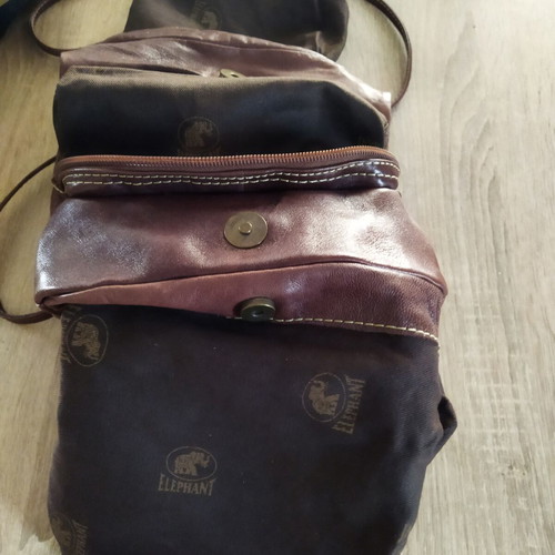 Elephant vintage leather crossbody bag, brown