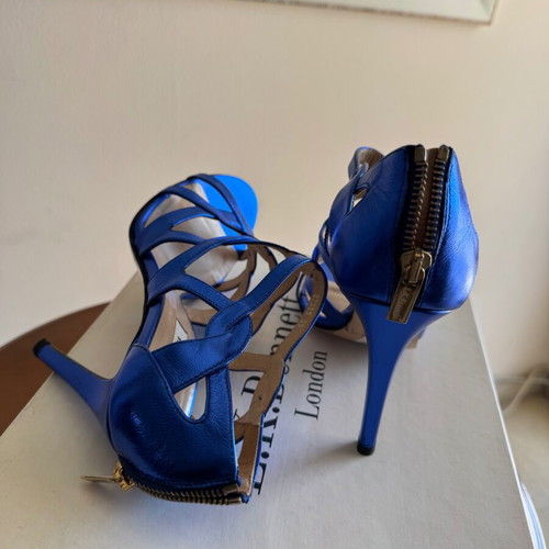 L.K. Bennett London pumps like new, metallic blue