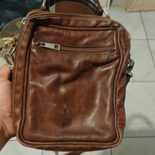 Small leather handbag, brown