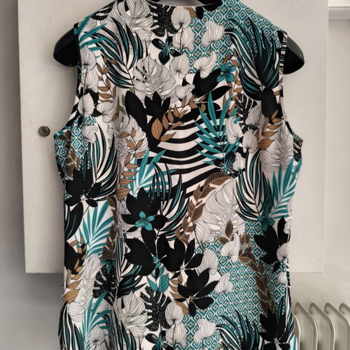 Summer sleeveless blouse C&A XL multicolor like new