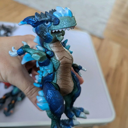 Dinoifroz figure collectible like new