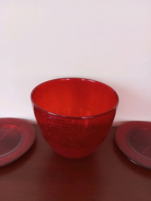 Bowl vase and two platters like new, set of 3 pieces