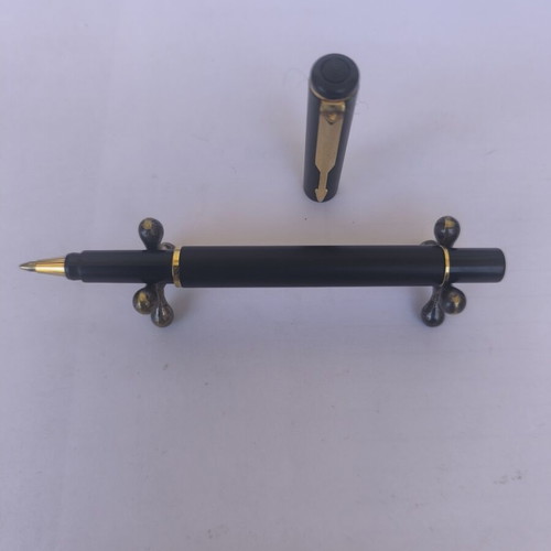Parker Rialto pen like new, black color, made in UK