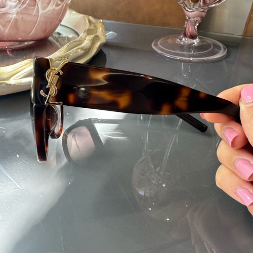 Yves Saint Laurent sunglasses like new, brown