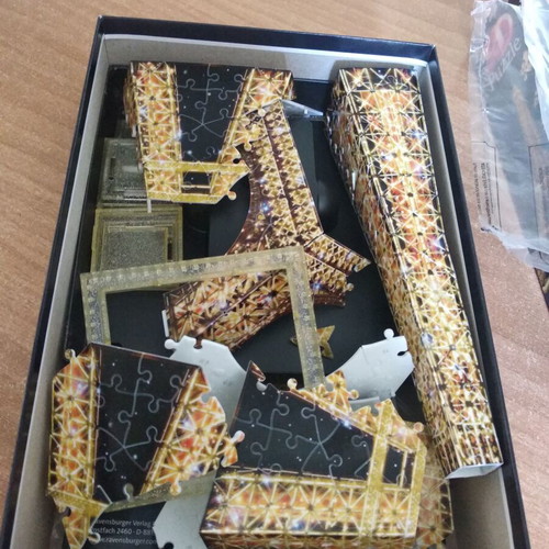 3D Puzzle Eiffel Tower 226 Pieces like new with Base Lighting