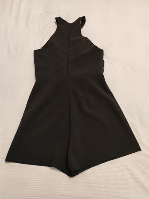 Black Toi & Moi One-Piece Romper Small like new