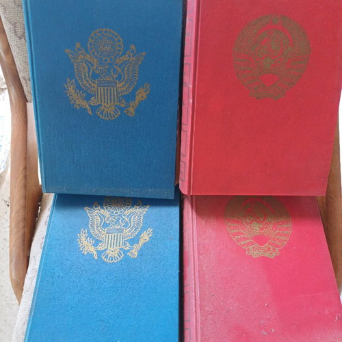Oi Dyo Gigantes used books, set of 4