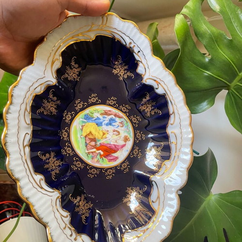 Decorative platter like new