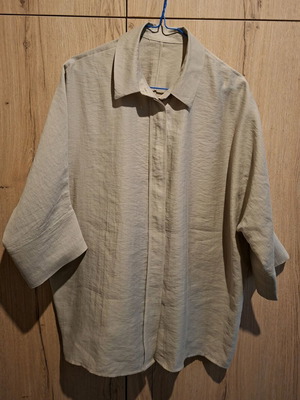 Women's beige shirt like new, lyosell fabric, L/XL