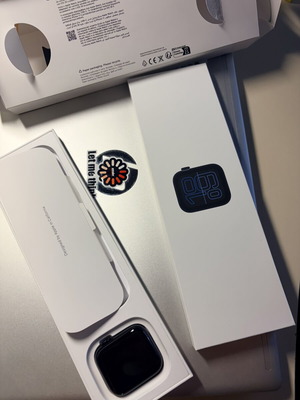 Apple Watch 3rd Gen like new with 1 year warranty