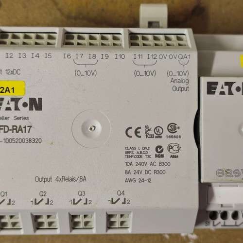 Eaton MFD CP10-NT PLC unit used with accessories
