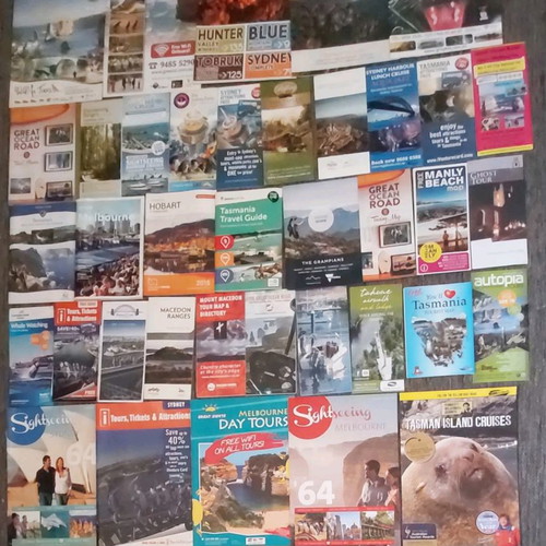 Australia 43 Travel Guide Leaflets like new