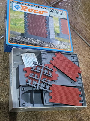 Roco 40082 Bridge Pier new