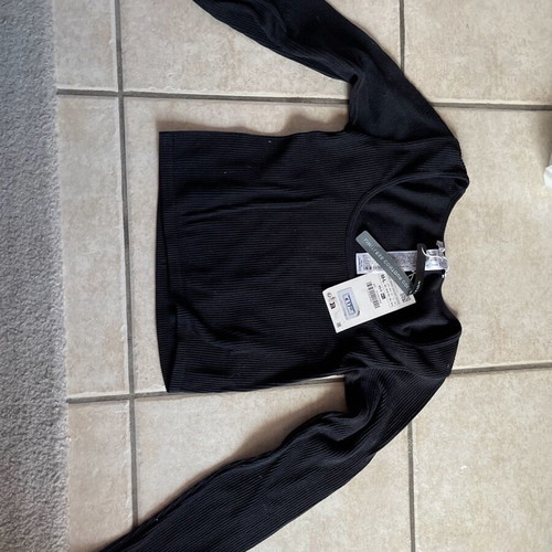 Black Zara T-shirt new, sizes M and L