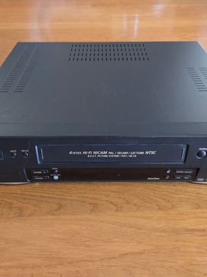 JVC HR-J656MS VCR VHS used, for parts or repair, with issue
