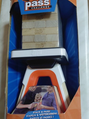 Jenga Pass Challenge Hasbro game