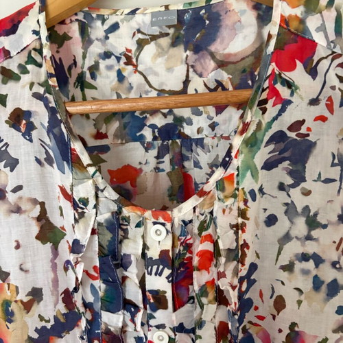 Erfo shirt size 44 like new, multicolor
