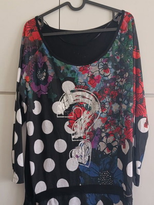 Desigual women's blouse like new with floral and polka dot design