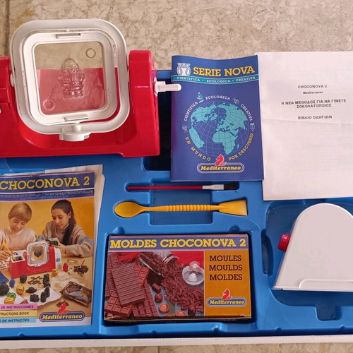 Vintage chocolate making toy used with one mold
