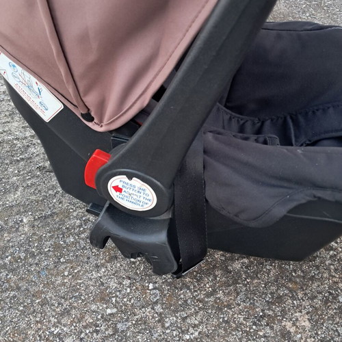 Egg baby seat used for newborn