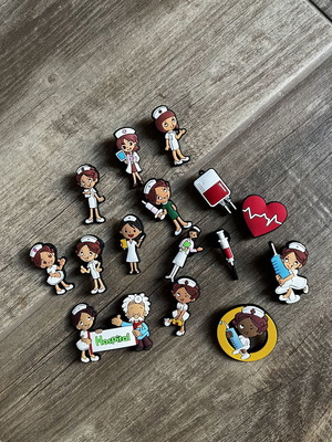 Crocs charms medical new, set as shown