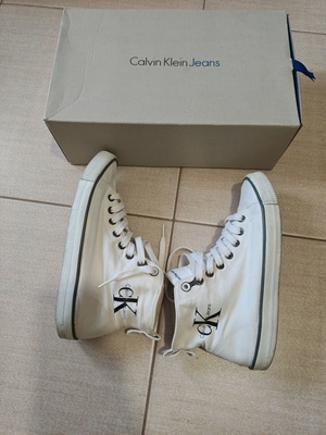 Calvin Klein sneakers used, size 38, black and white