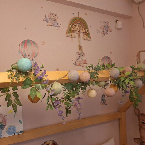 Decorative flowers like new for indoor and outdoor use