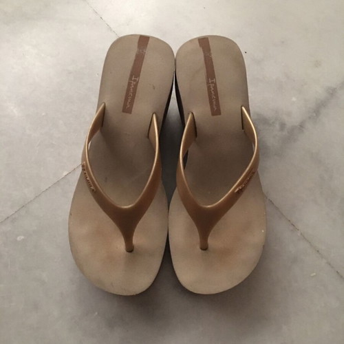Ipanema platform sandals like new, size 36