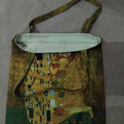 Shopping bag The Kiss by Gustav Klimt like new, cotton with zipper
