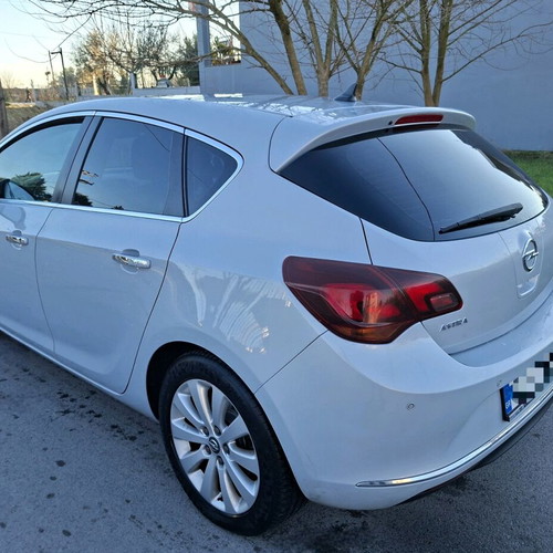 Opel Astra J 2013 like new, 1.7 Turbo Diesel EcoFlex, manual