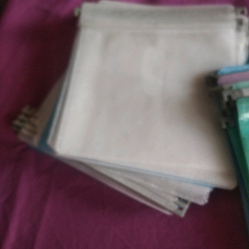 CD and DVD cases like new, pack of 50 homes
