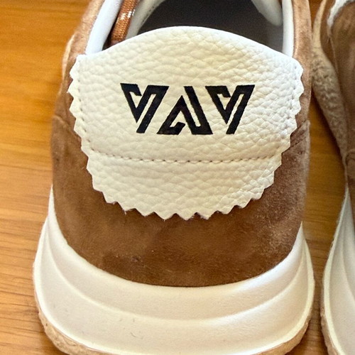Emanuelle Vee suede sneakers like new, size 41, white and brown